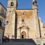 De Iglesia de San Martín aan het Plaza Mayor