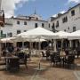 Terrasje op het intieme Plaza Chica in Zafra